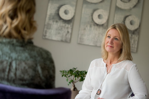 Caroline-en-consultation
